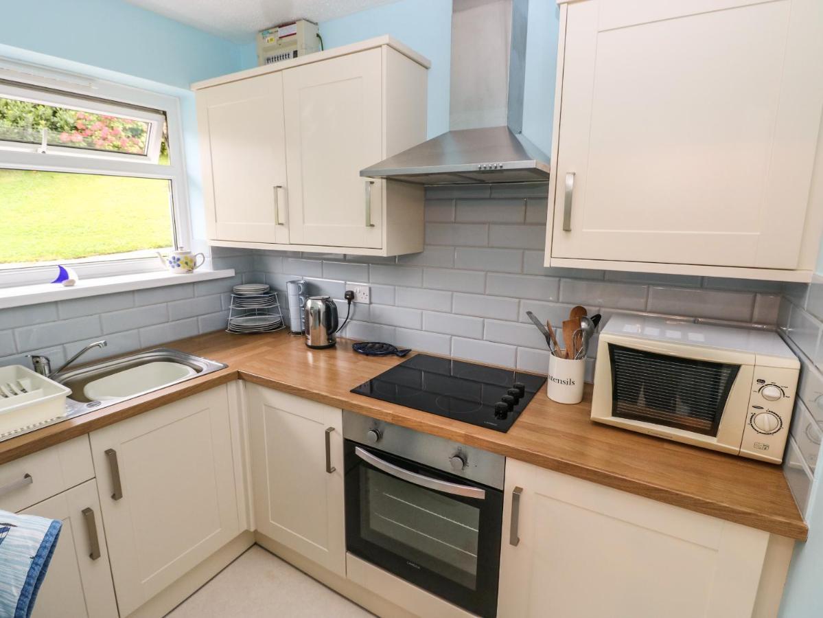 Number 6 Oxwich Leisure Park Villa Swansea Dış mekan fotoğraf